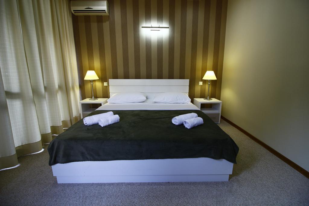 Sani Hotel Tbilisi Ngoại thất bức ảnh