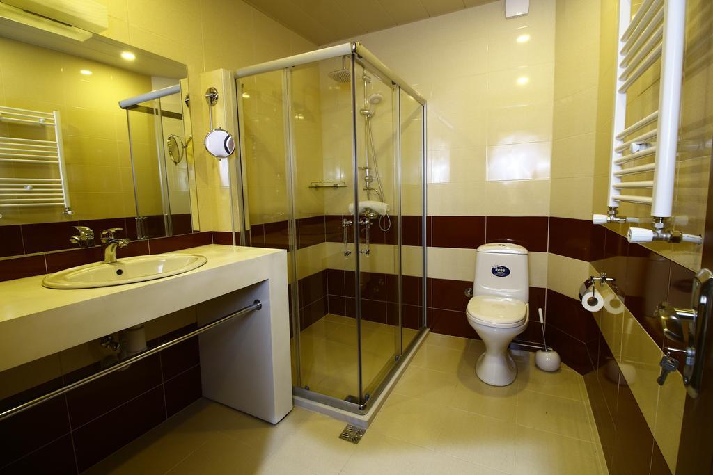 Sani Hotel Tbilisi Ngoại thất bức ảnh